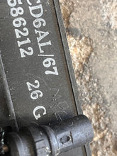 Cargar imagen en el visor de la galería, 250 200 225 hp Johnson Evinrude 0586212 Power Pack 586212 0586661 1997-2001 two stroke