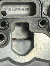 Cargar imagen en el visor de la galería, 25 20 15 hp Mercury CARBURETOR 817405T16 817405T19, CHOKE SOLENOID 823433 two stroke