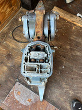 Charger l'image dans la galerie, 40 50 hp Yamaha 20” manual tilt MIDSECTION UPPER CASING 6H4-45111-10-4D SWIVEL 697-43311-03-4D STEERING ARM 6H4-42510-02-4D E