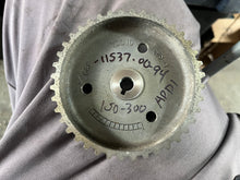 Cargar imagen en el visor de la galería, 150 200 225 250 300 hp Yamaha HPDI DRIVEN GEAR Pulley 68F-11537-00-94 two stroke 2000-2013