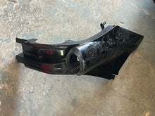 Cargar imagen en el visor de la galería, 350 hp Mercury Verado starboard FRONT COWL AIR INTAKE 885357T04 8M0086841 four stroke 200-350 hp