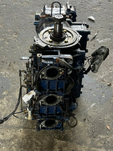 Charger l'image dans la galerie, 90 hp Nissan Tohatsu POWERHEAD Cylinder Block Assy 3B7B011001 two stroke 130 psi cold compression on all N90 M90