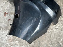Charger l'image dans la galerie, DF 25 hp Suzuki 61821-95J01-0EP SIDE COVER with handle PORT 2006 twin v Four Stroke outboard