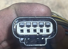 Load image into Gallery viewer, DF 50 60 hp Suzuki 36610-88LE0 WIRING engine HARNESS 2015 df50avt