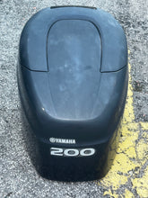 Charger l'image dans la galerie, 200 150 hp Yamaha HPDI TOP COWLING engine cover 68F-42610-40-4D two stroke 2.6 Liter