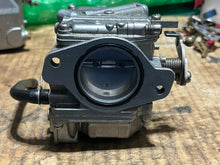 Load image into Gallery viewer, 90 75 hp Yamaha CARBURETOR SET 6H1-07 6H1-14301-07-00 6H1-14302-07-00 6H1-14303-07-00 Two Stroke 1992-2003