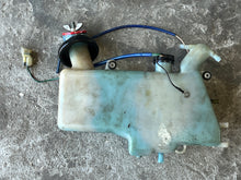 Cargar imagen en el visor de la galería, 50 hp Yamaha OIL TANK 63D-21707-00-00 LEVEL GAUGE 63D-85720-00-00 CUSTOM CAP two stroke 2000-2009 some 40 hp compatibility