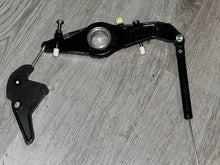 Load image into Gallery viewer, sold ebay mar2026——-100 115 125 Mercury THROTTLE LEVER spark advance 44333 44332-C LINK 44337 THROTTLE CAM 14518T1 Two Stroke