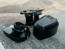 Charger l'image dans la galerie, 200 225 250 hp Johnson Evinrude Racing SWIVEL BRACKET 20”, LOWER COVERS 1999-2001, CLAMP BRACKETS, STEERING ARM 20” and Mount