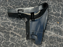 Cargar imagen en el visor de la galería, LOCAL PICK UP ONLY: 200 - 300 hp Evinrude E-tec LOWER SIDE COVER port 25” 5005932 0350875 Two Stroke