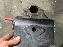 Charger l'image dans la galerie, DF 30 hp Suzuki 15” SWIVEL BRACKET 43111-94LA0-YAY four stroke 2018