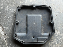 Load image into Gallery viewer, 40 hp Johnson Evinrude AIR SILENCER intake airbox 0333522 336856 Two Stroke 1985-2003 some 35 45 50 55 hp compatibility