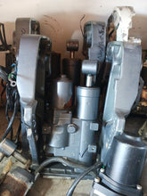 Cargar imagen en el visor de la galería, 40, 50 yamaha two and four stroke trim tilt assy tested