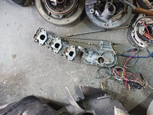 Charger l'image dans la galerie, 25, 30 hp yamaha two stroke 2 and 3 cylinder parts