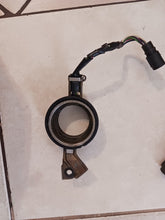 Charger l'image dans la galerie, V-4 90 115 Johnson Evinrude timer base 0583289 583289