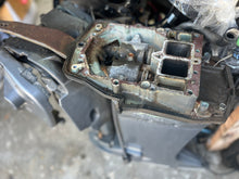 Cargar imagen en el visor de la galería, 150 hp 175, 200 Yamaha 25 inch midsection Two Stroke