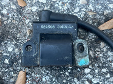 Charger l'image dans la galerie, 140 120 125 hp Evinrude Johnson IGNITION COIL 0582508 two stroke compatible with many horsepowers by