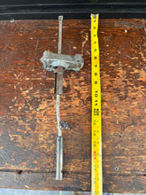 Charger l'image dans la galerie, PARTS ONLY: DT 115 140 hp Suzuki 25” PUSH-PULL SHIFT MECHANISM rod 23110-94510 guide 25141-94510 collar 25205-94501 clutch ca