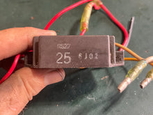 Cargar imagen en el visor de la galería, 40 50 hp Nissan Tohatsu voltage RECTIFIER regulator 3C8760600 two stroke - some 90 hp