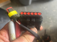 Load image into Gallery viewer, 30 25 15 hp Evinrude E-tec ENGINE HARNESS 0587061 two stroke 2017 AA AB AF