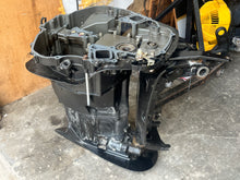 Cargar imagen en el visor de la galería, DF 225 200 hp Suzuki 25” DRIVESHAFT HOUSING MIDSECTION, ENGINE HOLDER 51111-93J03-0EP, STEERING ARM 43750-93J02-0EP & SWIVEL
