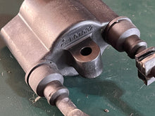 Load image into Gallery viewer, DT 225 150 hp Suzuki 33410-87D80 IGNITION COIL f6t532, 33510-87D20 SPARK PLUG CAP two stroke - OEM SUPER SIX ONLY