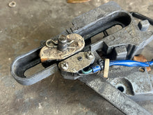 Cargar imagen en el visor de la galería, f 250 hp Yamaha THROTTLE CONTROL BRACKETS 69J-44176-01-1S 69J-44117-00-1S, SWITCH 60V-8259F-00-00 SHIFT SWITCH 69J-8259F-00-