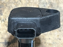 Charger l'image dans la galerie, BF 200 225 250 hp Honda 30520-ZX2-003 ignition coil pre1997-2007+ four stroke