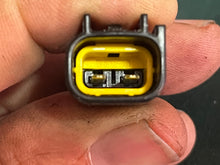 Charger l'image dans la galerie, f 250 hp Yamaha POWER RELAY 63P-81950-00-00 63P-W8195-00-00 four stroke 2005 compatible 50-250hp some years