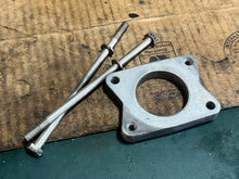 Load image into Gallery viewer, f 100 90 80 75 hp Yamaha 67F-14243-00-00 carburetor intake manifold PLATE & two 67F-14216-00-00 carburetor intake BOLT 1990-2