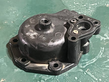 Charger l'image dans la galerie, 6 hp Evinrude carb FLOAT CHAMBER 5000041 0345208 four stroke 1998-2001 some compatibility 5-15 hp