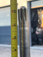 Charger l'image dans la galerie, 115 hp Mercury Tower Of Power LOWER UNIT 20” long 1655-7333T42 1655-7333A42 Two Stroke Inline 4 and 6 cylinder ONLY