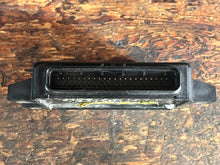 Cargar imagen en el visor de la galería, f 225 hp Yamaha ECU CONTROL UNIT 69J-8591A-31-00 four stroke 2005-2008 supersedes to 69J-30 69J-32 69J-33