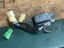 Charger l'image dans la galerie, BF 150 135 115 hp Honda 38550-ZY6-003 POWER TILT RELAY ASSY four stroke pre 1997-up