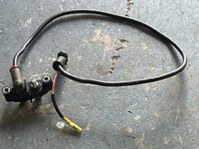 Cargar imagen en el visor de la galería, 150 hp Yamaha TERMINAL 64D-81920-01-00 two stroke 1996-2008 64D-82116-00-00