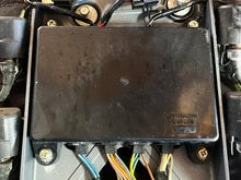 Load image into Gallery viewer, 150 175 200 hp Yamaha CDI cu2683 control unit 61H-85540-00-00, 1990 - 1993 Two Stroke (ignition box) - Unit 2