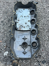 Charger l'image dans la galerie, BF 130 115 hp Honda CYLINDER HEAD COVER 12310-ZW5-010ZA four stroke 1999-up