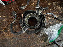 Load image into Gallery viewer, 140 hp Johnson Evinrude V4 looper STATOR 3/9 AMP 0583410 TIMER BASE 0583508 outboard some compatibility 110 120 125 130 1990-