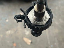 Charger l'image dans la galerie, 350 hp Mercury Verado PRESSURE SENSOR 8M6000637 8M6000632 four stroke 200-400 hp