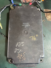 Cargar imagen en el visor de la galería, 250 225 hp Yamaha CDI CONTROL UNIT 62J-85540-00-00 62J-00 f8t30673 Two Stroke 76 Degree 1994-1995
