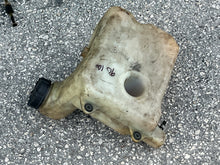 Load image into Gallery viewer, DT 90 100 hp Suzuki OIL TANK 69100-87E02 69200-87D05 two stroke 1989-1999