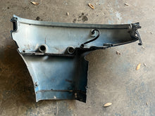 Cargar imagen en el visor de la galería, 175 150 135 115 hp Ficht Evinrude Lower Motor Cover PORT 5004969 5004969 STARBOARD 5004970 5005014 two stroke 2002-2006