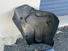 Charger l'image dans la galerie, 350 400 hp Mercury Verado CHAPS ASSEMBLY LONG, PORT AND STARBOARD side covers 8M0100556 LOWER COVER 885363T03 four stroke