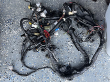 Load image into Gallery viewer, f 250 hp Yamaha engine WIRE HARNESS 6P2-82590-31-00 four stroke 2008-2010 3.3 Liter some 225 hp compatibility