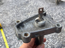 Load image into Gallery viewer, DT 115 140 hp Suzuki 20” PUSH-aww PULL SHIFT MECHANISM rod 23110-94502 guide 25141-94510 collar 25205-94501 clutch cam 25311-