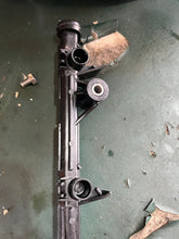 Cargar imagen en el visor de la galería, f 250 hp Yamaha FUEL INJECTOR DELIVERY PIPE #1 6P2-13160-10-00 four stroke 2006-2015 some compatibility 200 225 hp