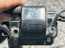 Cargar imagen en el visor de la galería, 130 115 hp Yamaha Ignition coil 6E5-85570-11-00 cm61-30 or cm61-32 two stroke 8” boot cable