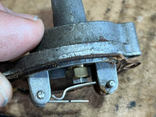 Charger l'image dans la galerie, 4 hp Mercury carburetor 013293, KB7A outboard vintage TWO STROKE tillotson