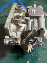 Load image into Gallery viewer, 150 hp Yamaha CARBURETOR SET 6R2-01 6R2-14301-02-00 6R2-14302-02-00 6R2-14303-02-00 International Two Stroke 1986-1995