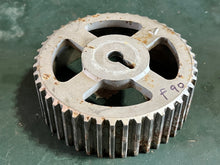 Charger l'image dans la galerie, f 90 hp Yamaha GEAR DRIVEN PULLEY 67F-11537-00-00 four stroke 2003-2017 some compatibility75 80 100 115 hp